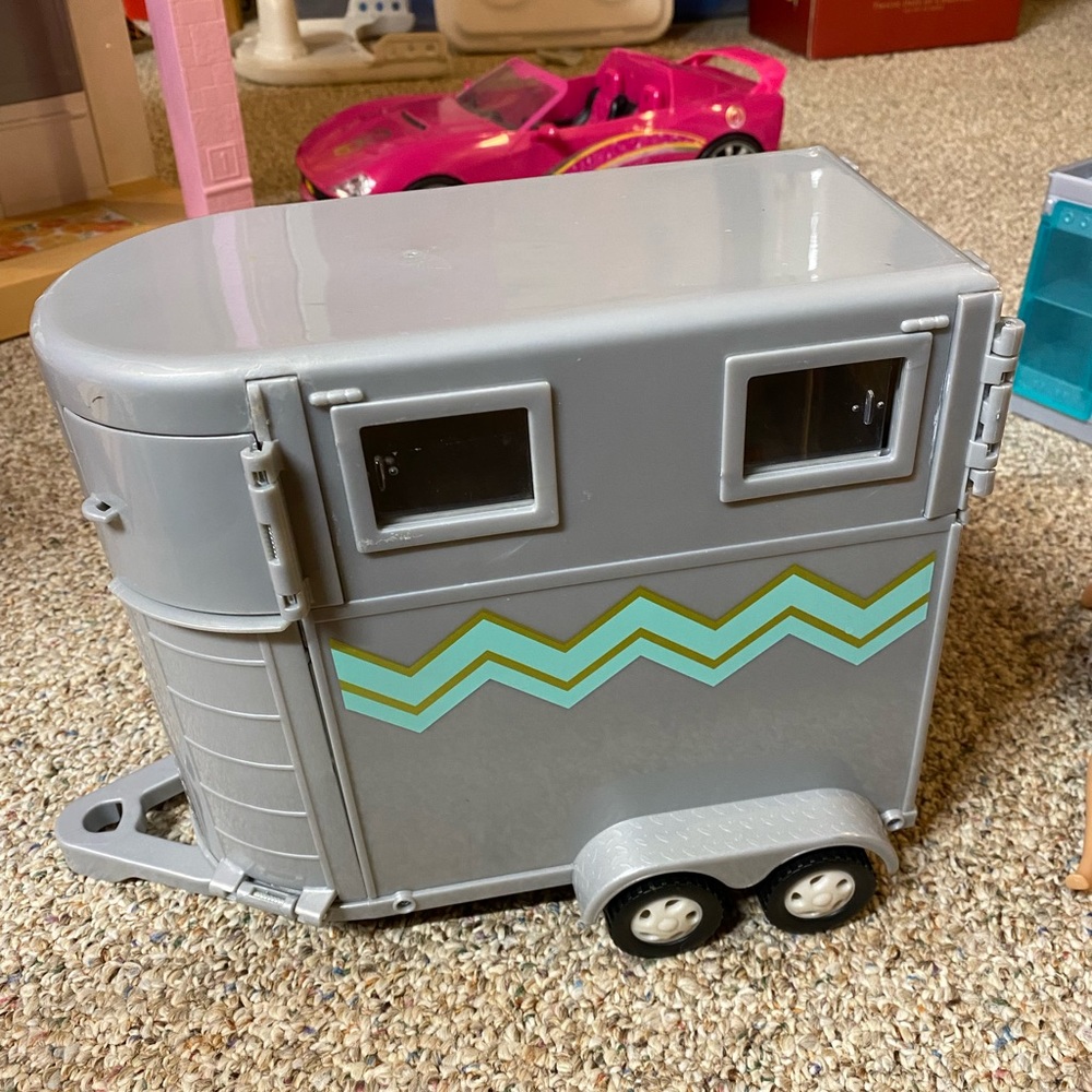 Barbie Horse Trailer
